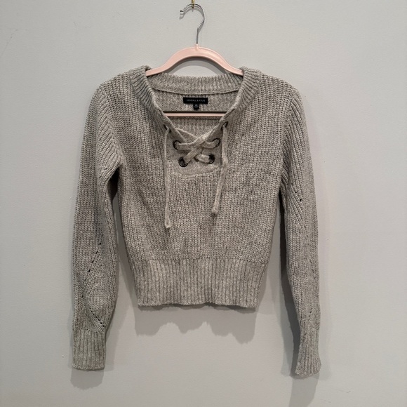 Kendall and Kylie Pacsun Grey Sweater - Picture 1 of 6